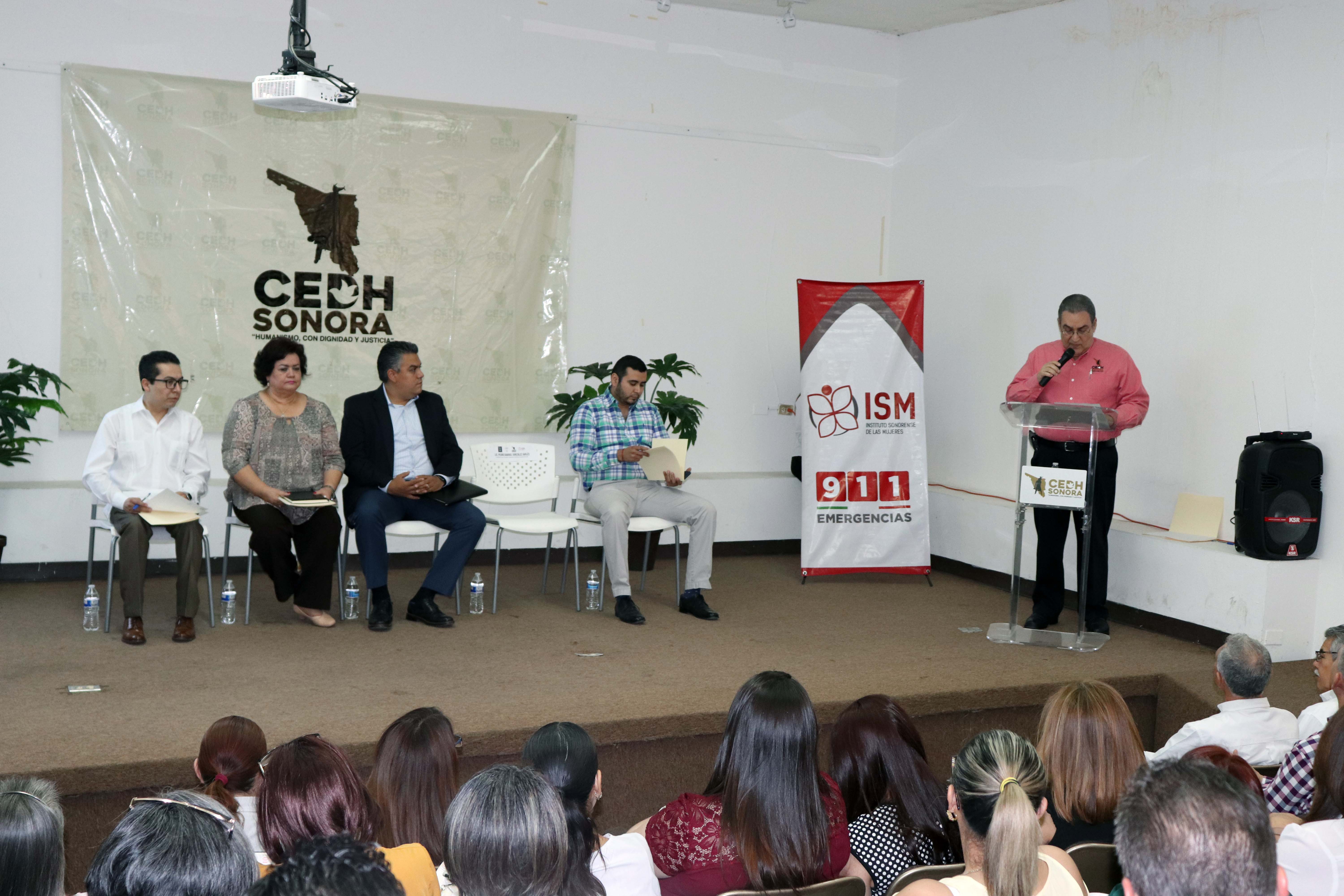 Imparten curso de trata de personas en CEDH