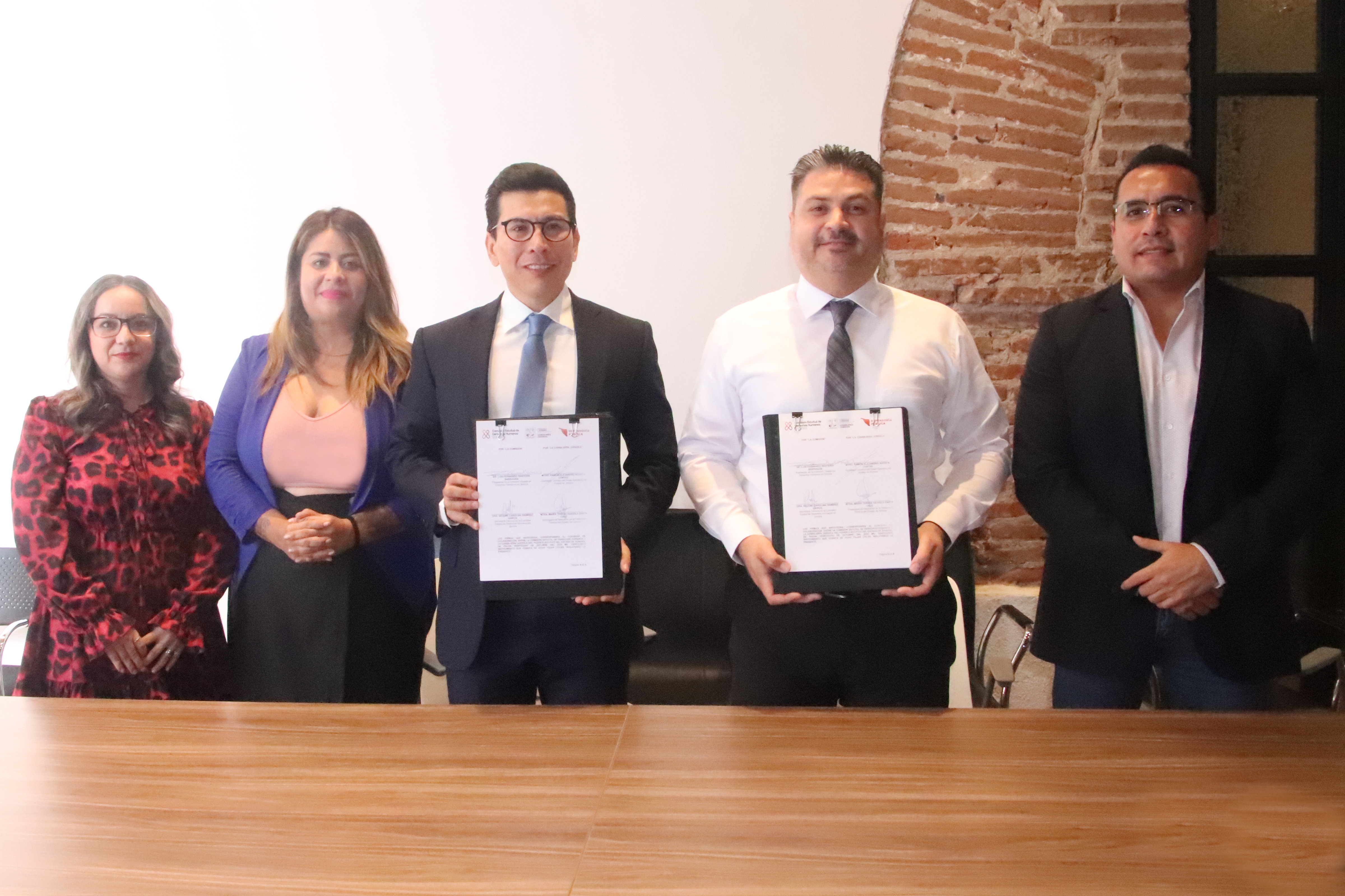 Fortalecerán defensa pública la Secretaría de la Consejería Jurídica y la CEDH Sonora
